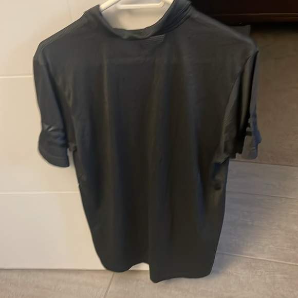 Men’s Addidas L golf shirt - Picture 6 of 7